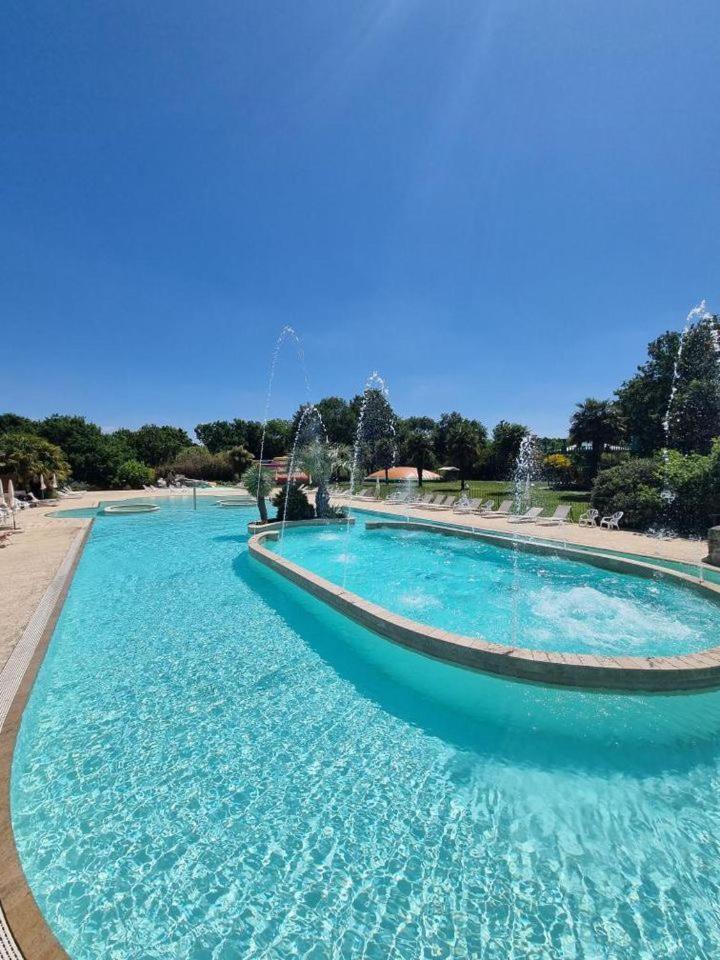 Campsite De L Orangerie De Lanniron Mobilhome Esprit Zen R26 Quimper